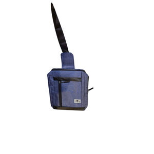 Lior crossbody bag with usb connector navy